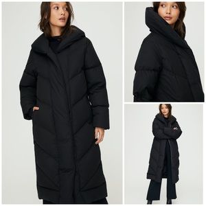 Aritzia Wilfred Duvet Coat